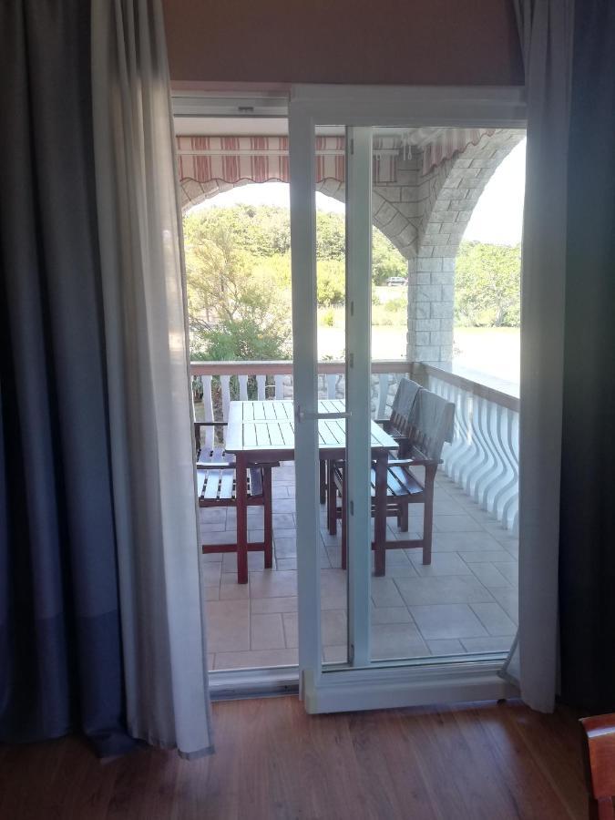 Apartmani Danijela Tomicic Lopar Esterno foto
