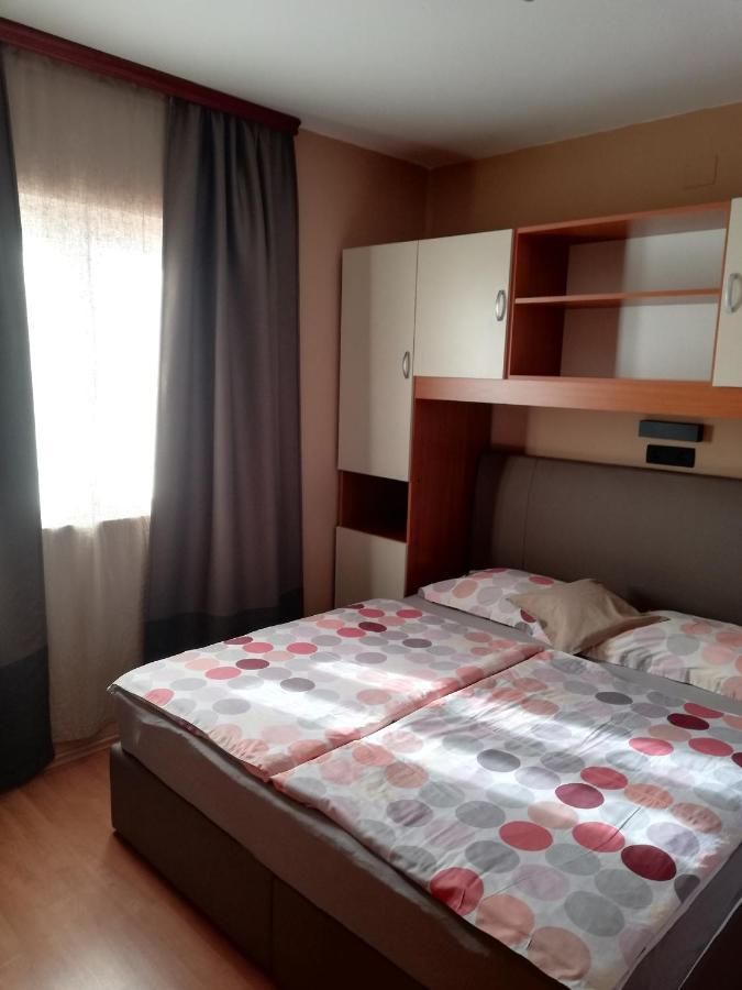 Apartmani Danijela Tomicic Lopar Esterno foto