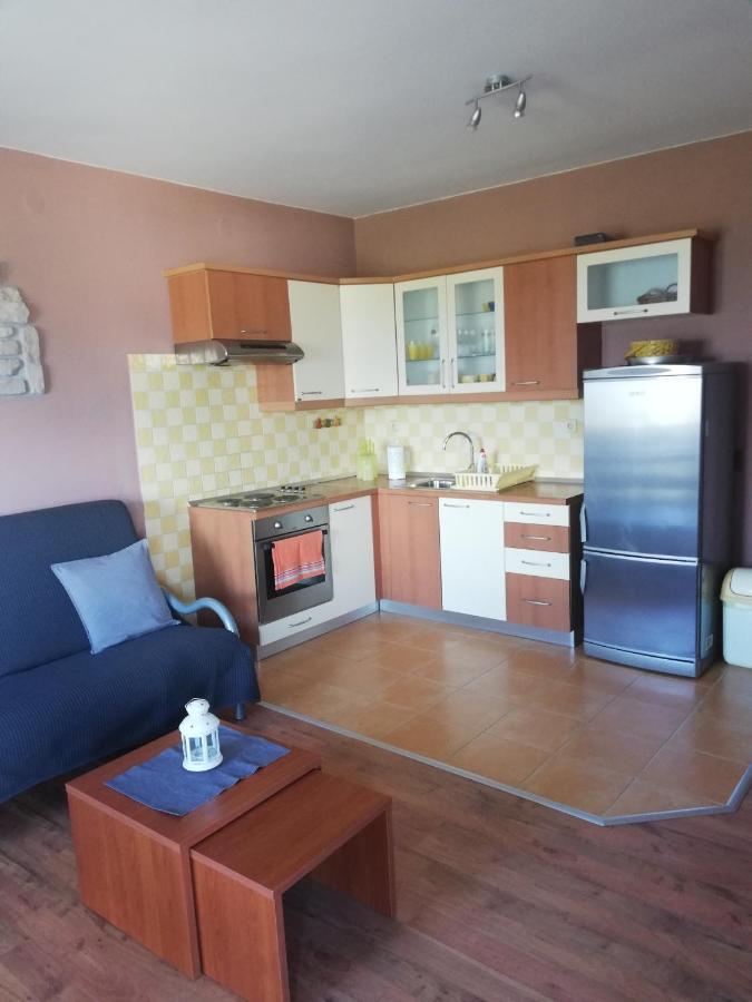 Apartmani Danijela Tomicic Lopar Esterno foto